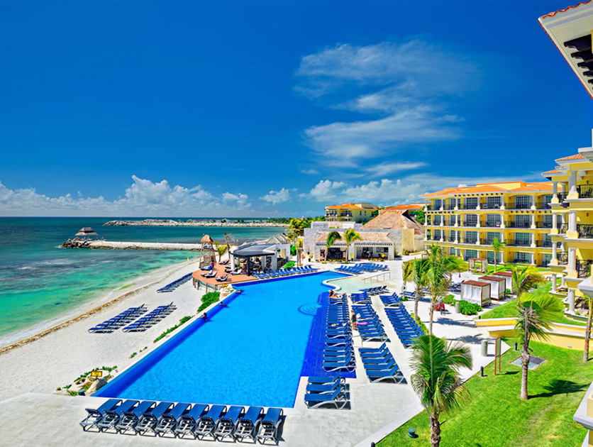 Riviera Maya Millennials
